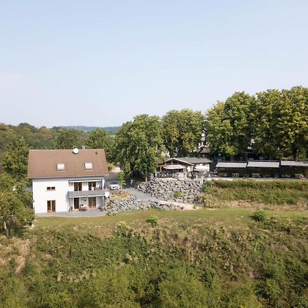 Wohnfuehloasen In Laendlicher Idylle Weitersburg Exterior foto