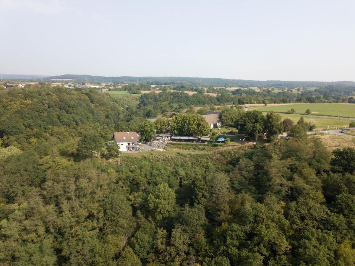 Wohnfuehloasen In Laendlicher Idylle Weitersburg Exterior foto